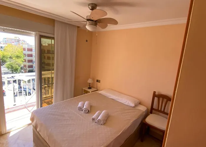 Апартаменти 2 Db Playa Фуенхірола